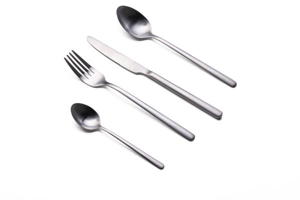 Комплект прибори за хранене 16 бр. LAMART LT5047