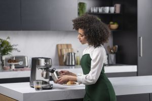 Еспресо машина SAGE SES450 the Bambino