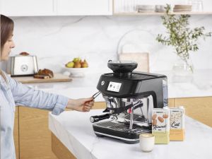 Еспресо машина SAGE SES881BTR the Barista Touch
