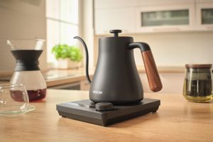 ЕЛЕКТРИЧЕСКА КАНА SENCOR SWK 2828BK С ПРОМЕНЛИВА РЕГУЛАЦИЯ НА ТЕМПЕРАТУРАТА