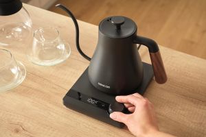 ЕЛЕКТРИЧЕСКА КАНА SENCOR SWK 2828BK С ПРОМЕНЛИВА РЕГУЛАЦИЯ НА ТЕМПЕРАТУРАТА