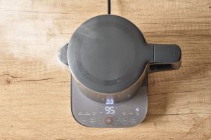 Двойностенна електрическа кана Sencor SWK 0850GY с регулиране на температура и U-образно дъно  