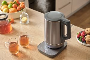 Двойностенна електрическа кана Sencor SWK 0850GY с регулиране на температура и U-образно дъно  