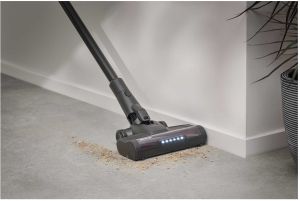 Вертикална безжична прахосмукачка SENCOR SVC 8726BK 3-в-1 