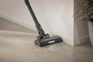 Вертикална безжична прахосмукачка SENCOR SVC 7222BK 3-в-1 