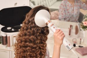 Автоматично въртящ се стилизатор за коса с горещ въздух  SENCOR SHS 9200RS Artemiss