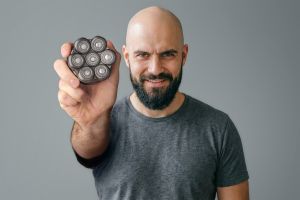 САМОБРЪСНАЧКА ЗА ГЛАВА SENCOR SMS 0800BK